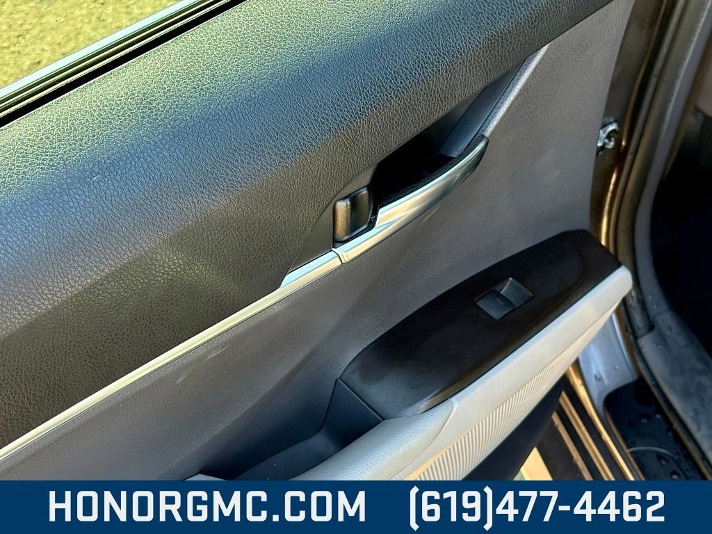 Used 2024 Toyota Camry LE image 17