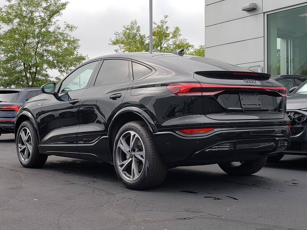 New 2027 Audi Q6 e-tron Premium Plus AWD/4WD image 3