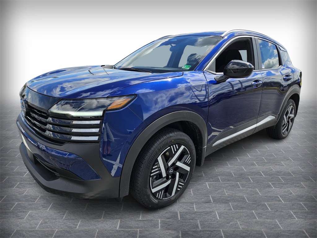 New 2026 Nissan Kicks SV image 2