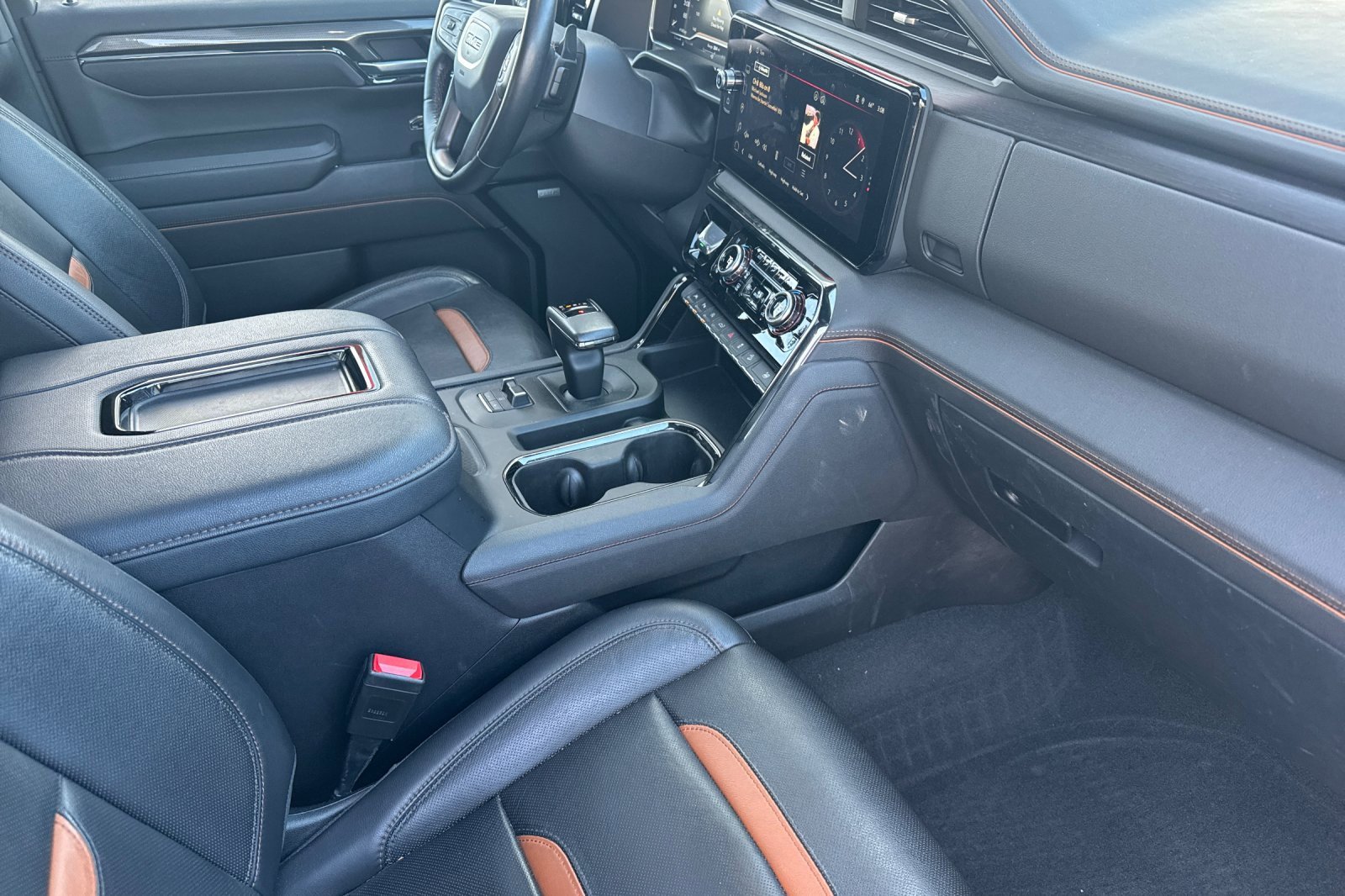 Used 2022 GMC Sierra 1500 AT4 w/ AT4 Premium Package image 19