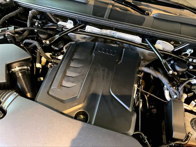 Used 2025 Audi Q5 Premium Plus w/ Premium Plus AWD/4WD image 34