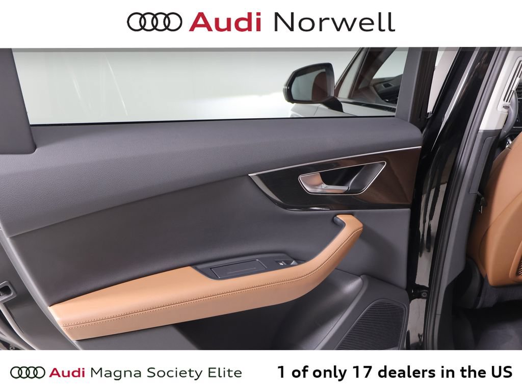 Used 2023 Audi Q7 3.0T Premium Plus w/ Premium Plus Package AWD/4WD image 22
