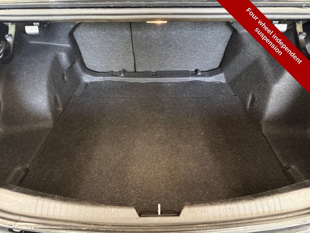 Used 2020 Chevrolet Malibu LS FWD image 33