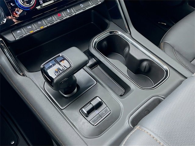 Used 2025 GMC Sierra 1500 AT4 w/ AT4 Premium Package image 23