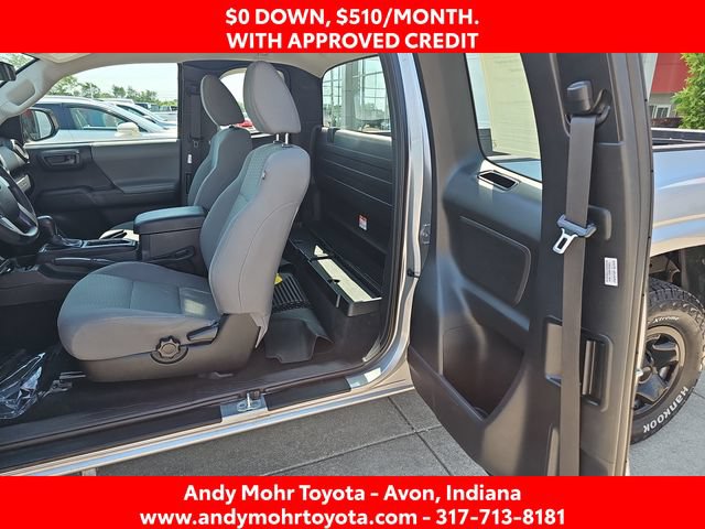 Used 2017 Toyota Tacoma SR RWD image 24