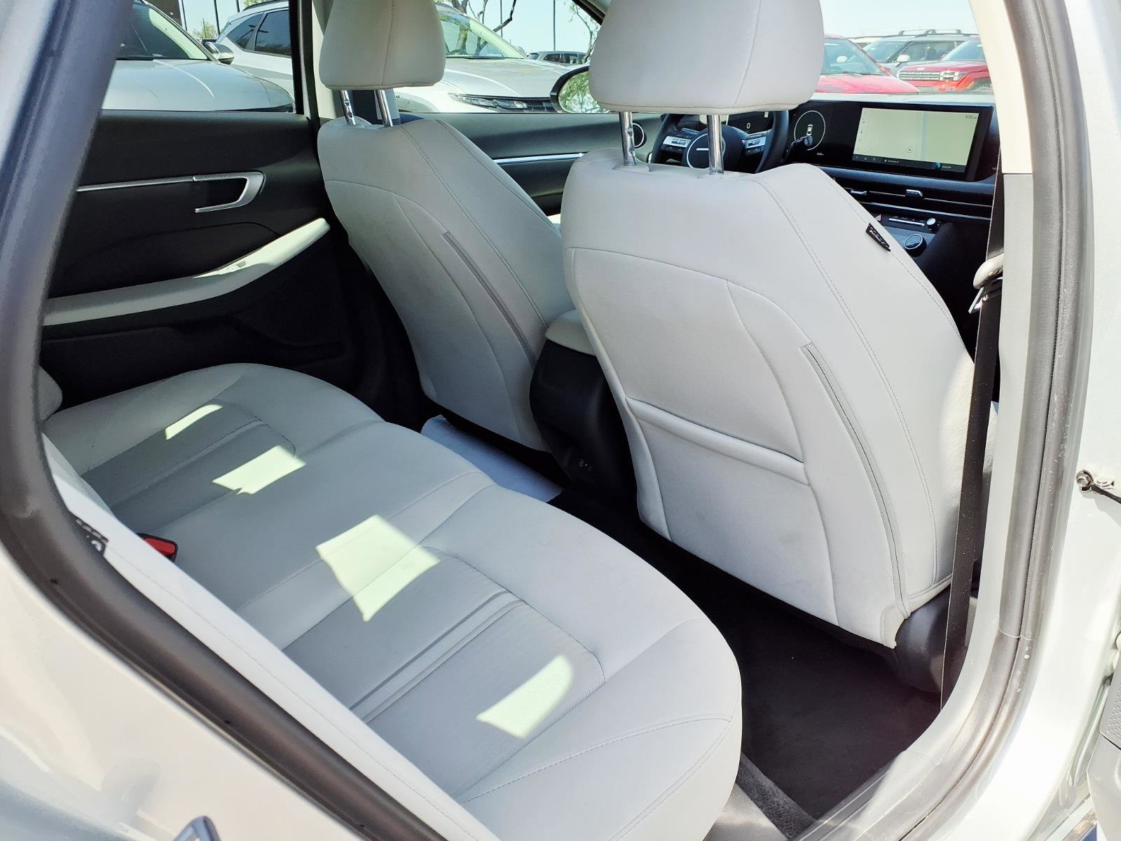 Certified 2025 Hyundai Sonata SEL FWD image 13