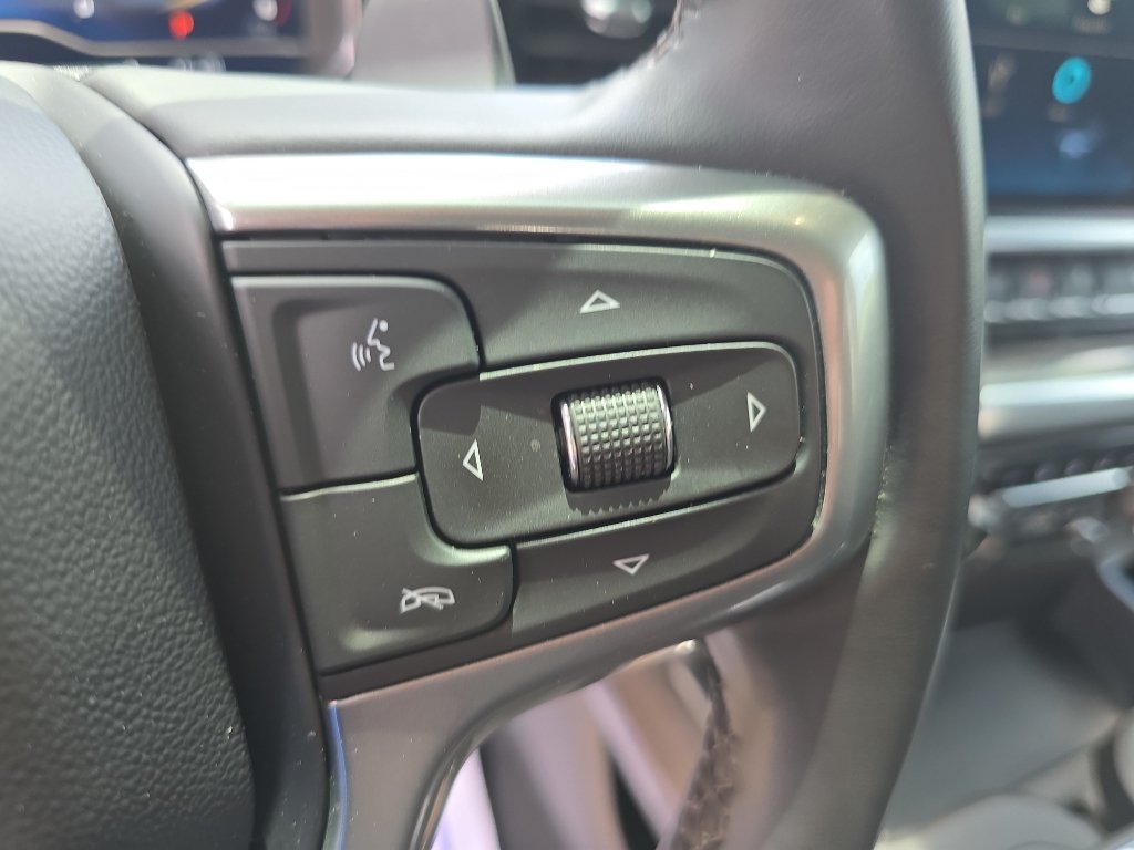 Used 2024 Chevrolet Silverado 1500 LTZ w/ LTZ Convenience Package II AWD/4WD image 25