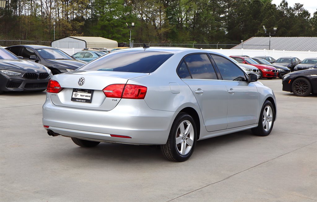 Used 2013 Volkswagen Jetta TDI image 7