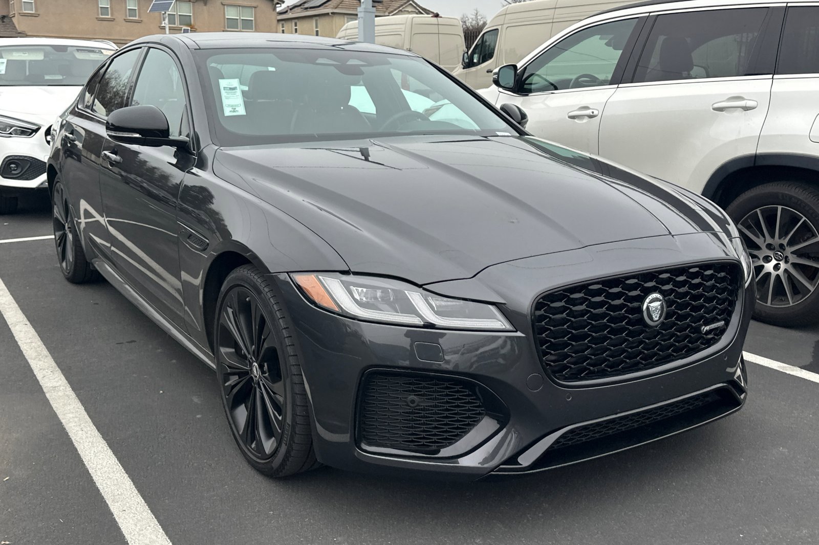 Used 2024 Jaguar XF R-Dynamic SE image 2