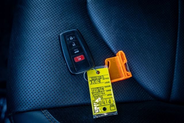 Used 2021 Toyota Avalon Touring w/ Advanced Safety Package image 30