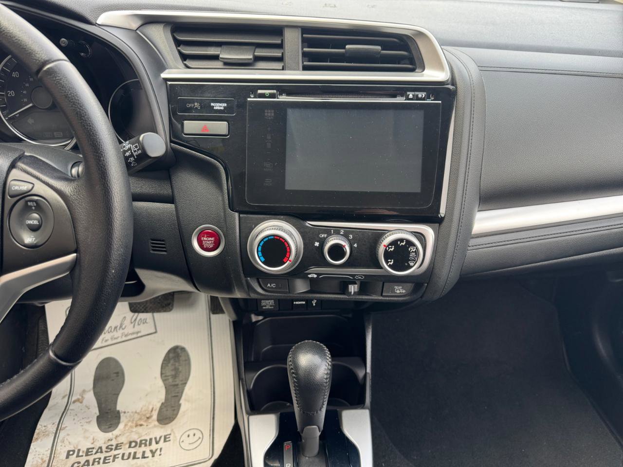 Used 2017 Honda Fit EX-L image 11