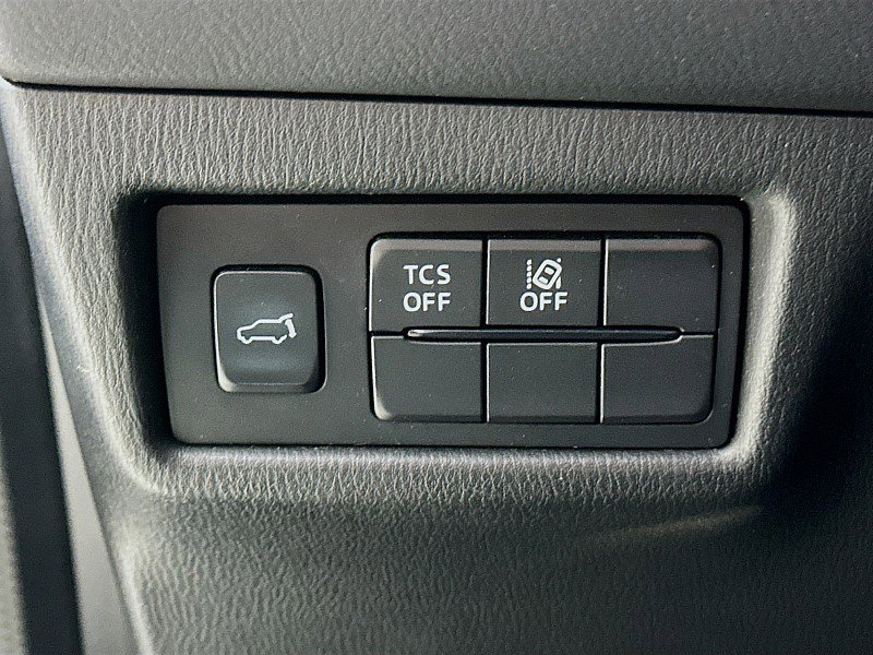 Used 2020 MAZDA CX-5 Touring image 10