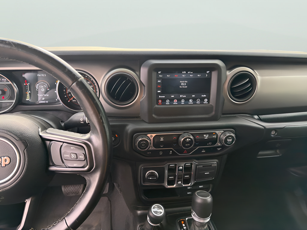 Used 2021 Jeep Gladiator Sport AWD/4WD image 27
