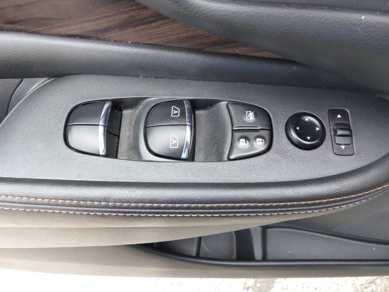 Used 2023 Nissan Murano Platinum w/ Cargo Package AWD/4WD image 21