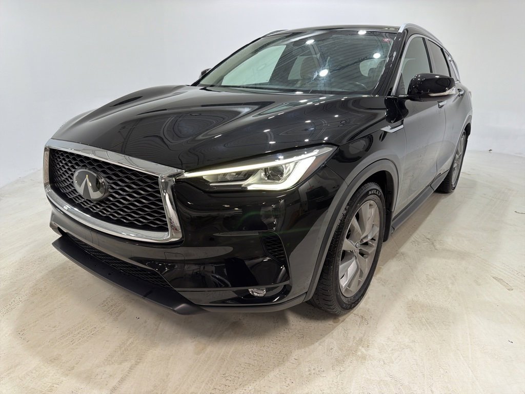 Used 2019 INFINITI QX50 Luxe w/ Navigation Package image 3
