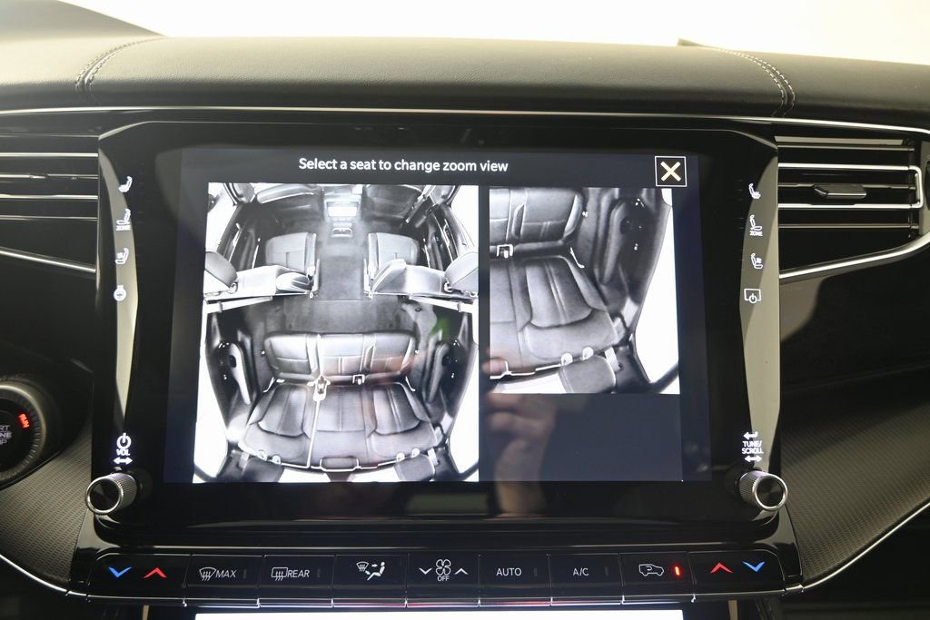 New 2026 Jeep Grand Wagoneer Summit w/ Premium Group III image 30