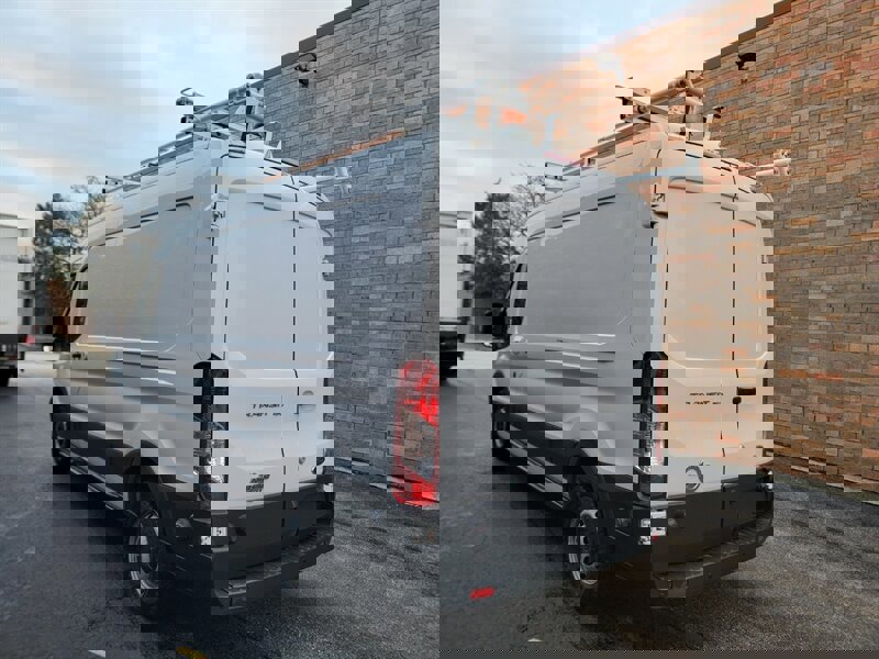 Used 2015 Ford Transit 150 148 Medium Roof image 4