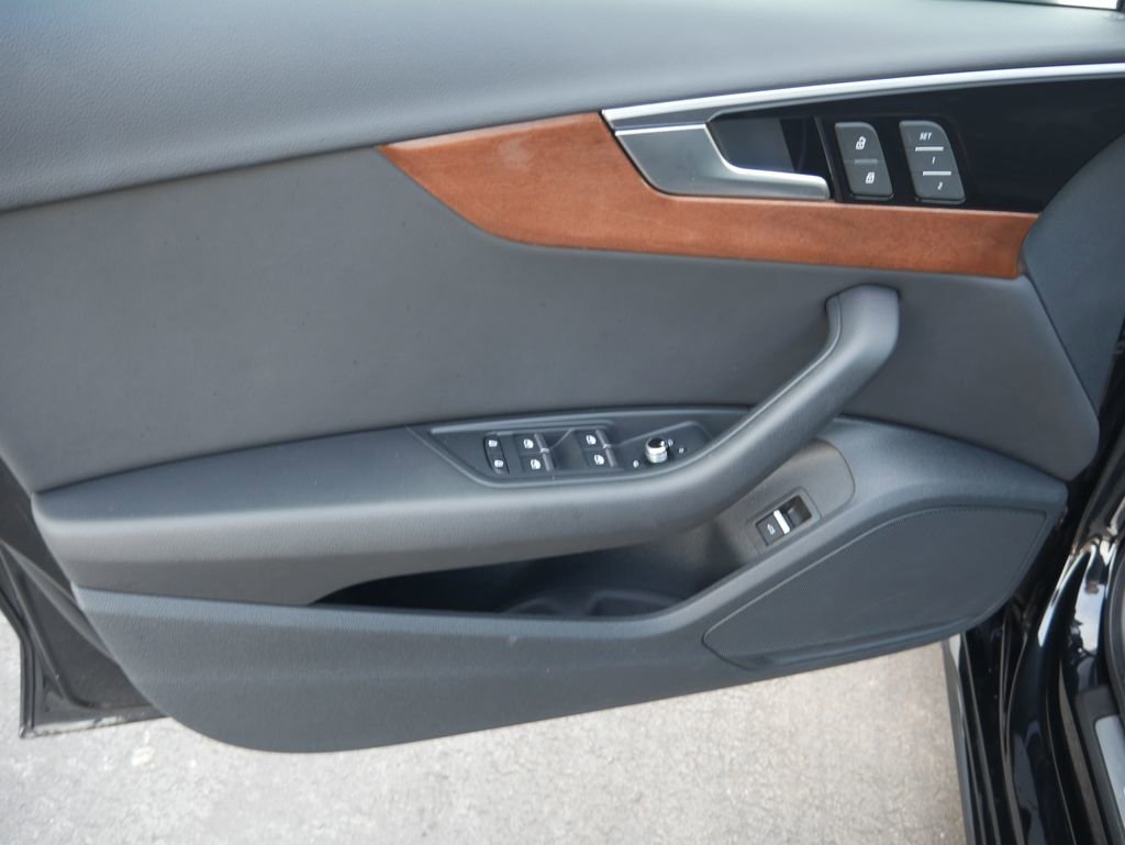 Used 2023 Audi A4 2.0T Premium w/ Convenience Package image 16