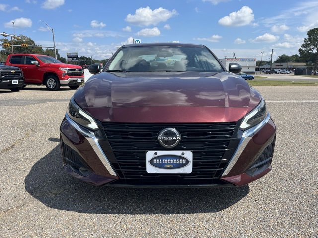 Used 2024 Nissan Altima 2.5 SV image 2