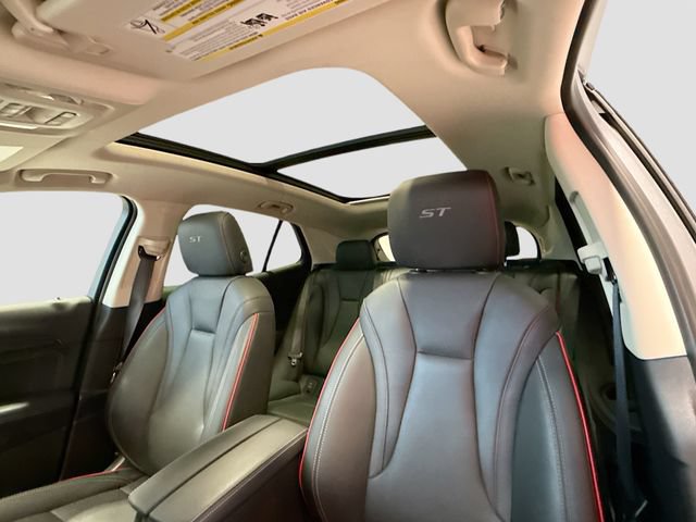 Used 2022 Buick Envision Essence w/ Technology Package I FWD image 22