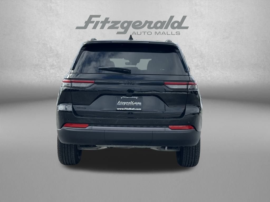 New 2026 Jeep Grand Cherokee Altitude AWD/4WD image 6