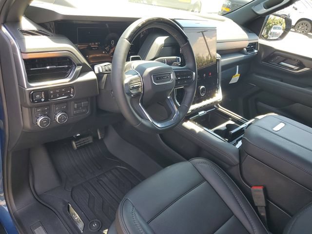Used 2026 GMC Yukon Denali w/ Denali Reserve Package AWD/4WD image 6