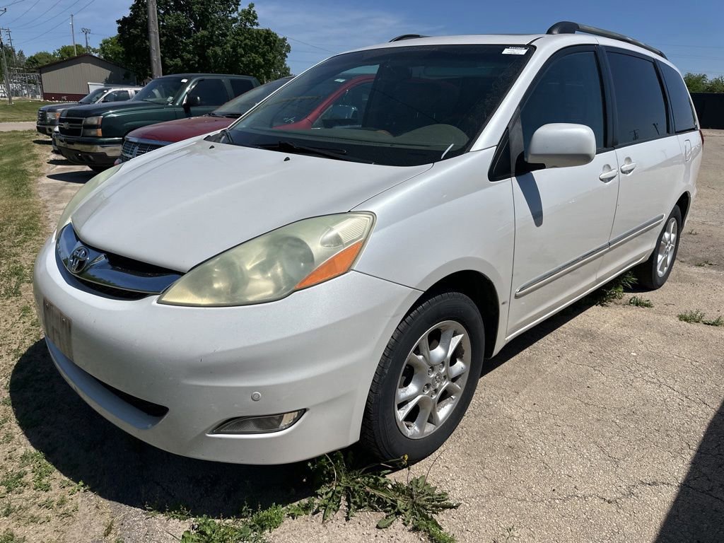 Used 2006 Toyota Sienna XLE Limited AWD/4WD image 14