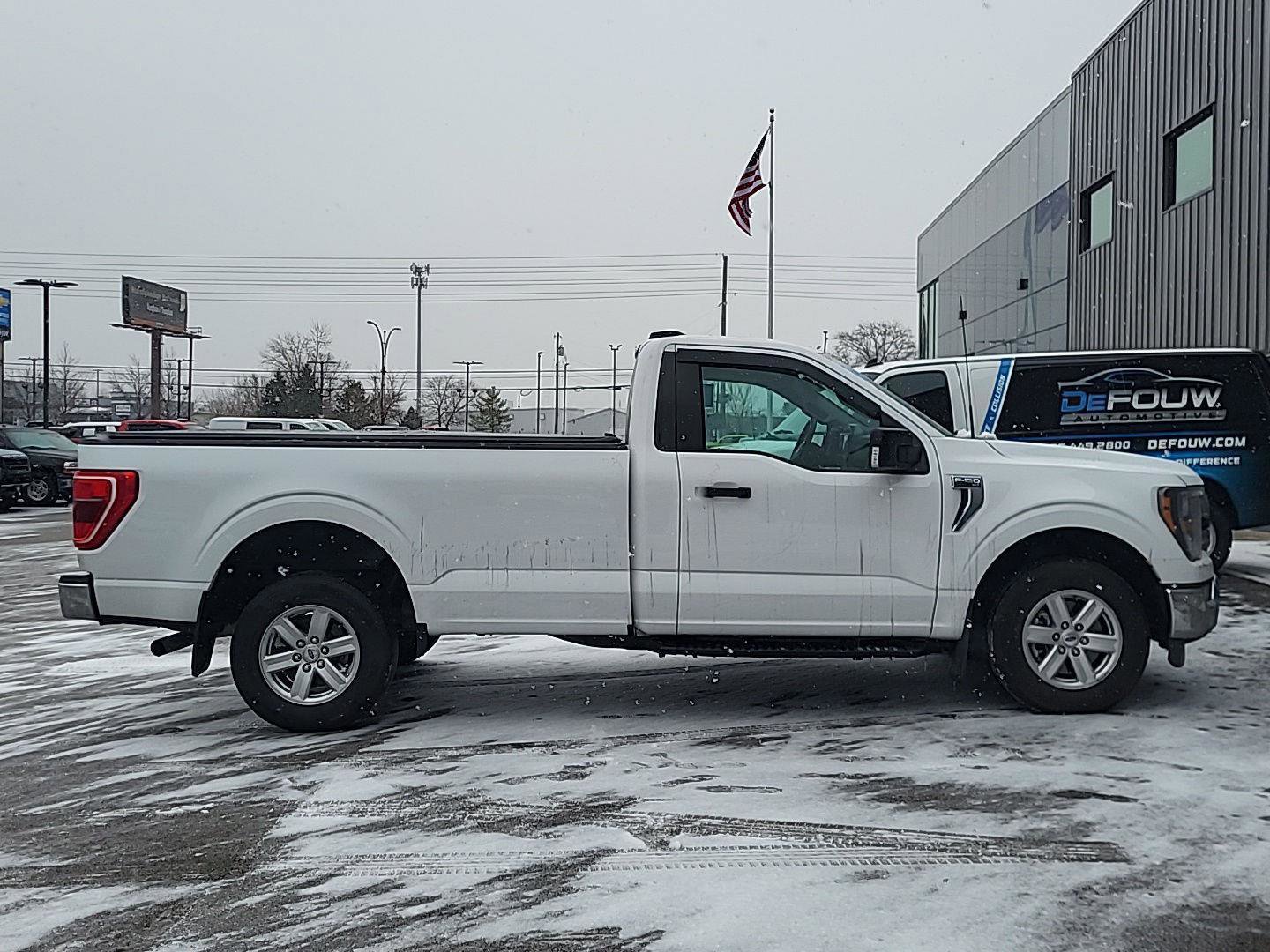Used 2023 Ford F150 XLT w/ Trailer Tow Package image 2