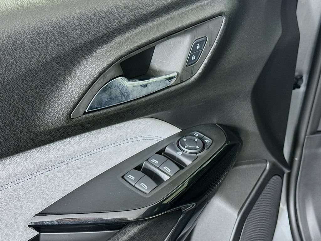 New 2026 Chevrolet Trax LT w/ Midnight Edition FWD image 19