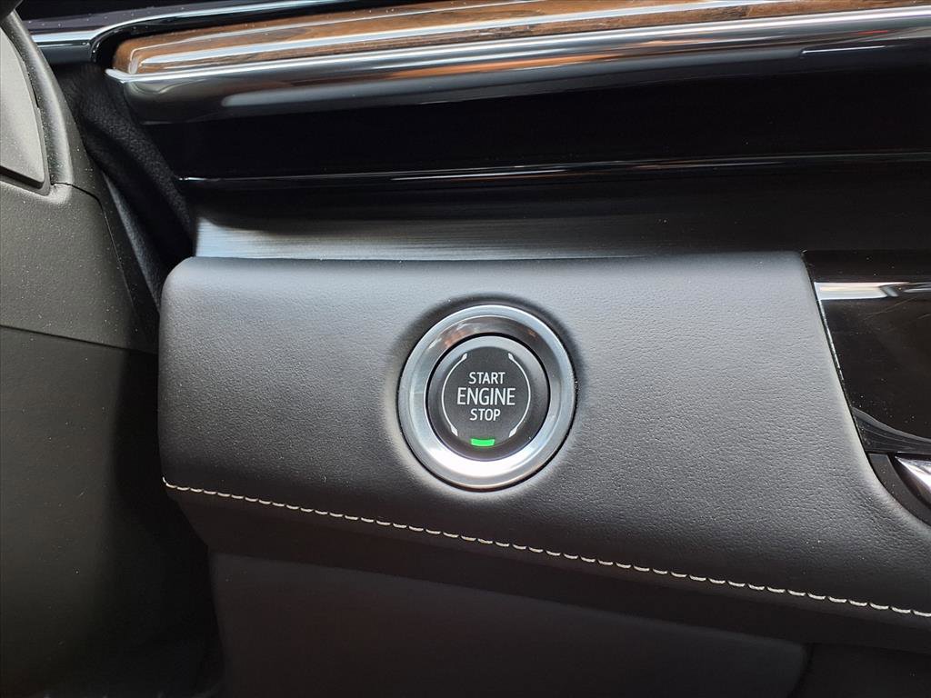 Certified 2023 Cadillac Escalade Premium Luxury Platinum w/ Heavy-Duty Trailer Package AWD/4WD image 28