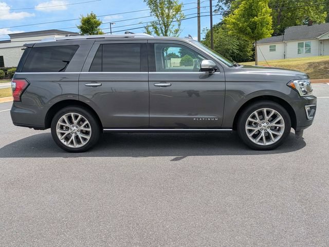 Used 2019 Ford Expedition Platinum RWD image 3