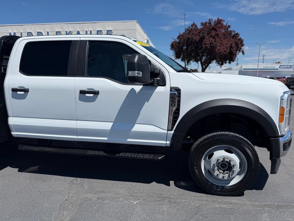 Used 2023 Ford F550 4x4 Crew Cab Super Duty w/ XL Chrome Package image 4