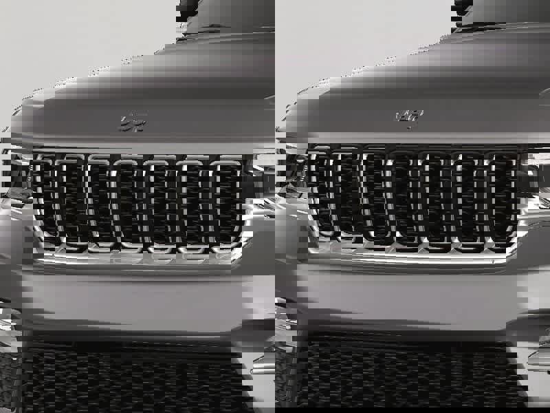 New 2025 Jeep Grand Cherokee Limited image 10