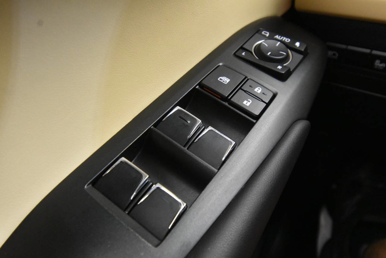 Used 2019 Lexus NX 300 FWD w/ Comfort Package image 31