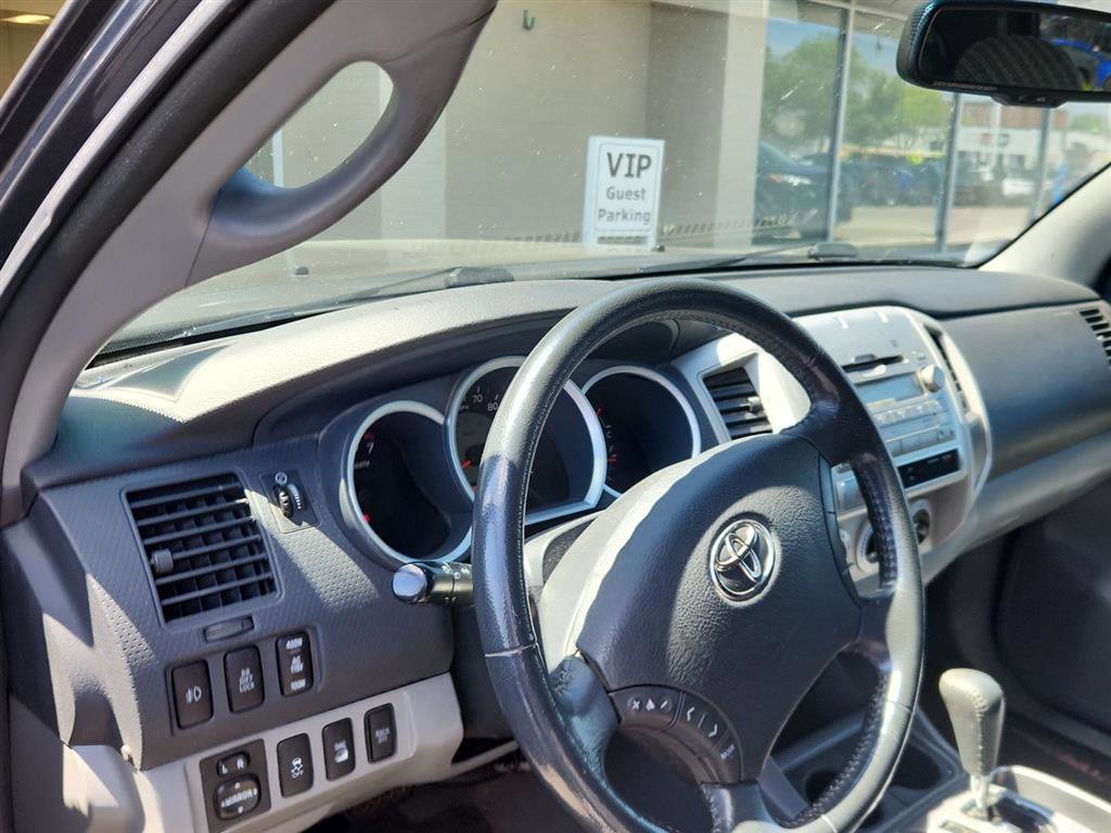 Used 2010 Toyota Tacoma 4x4 Double Cab image 11