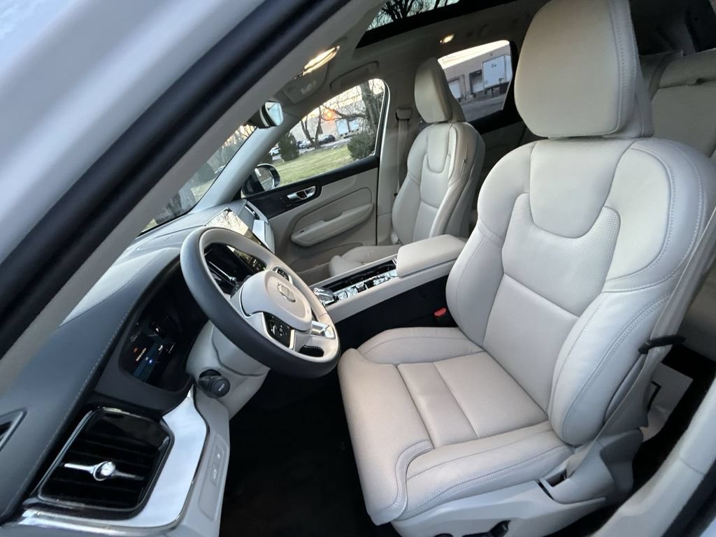 New 2026 Volvo XC60 T8 Ultra w/ Climate Package AWD/4WD image 15