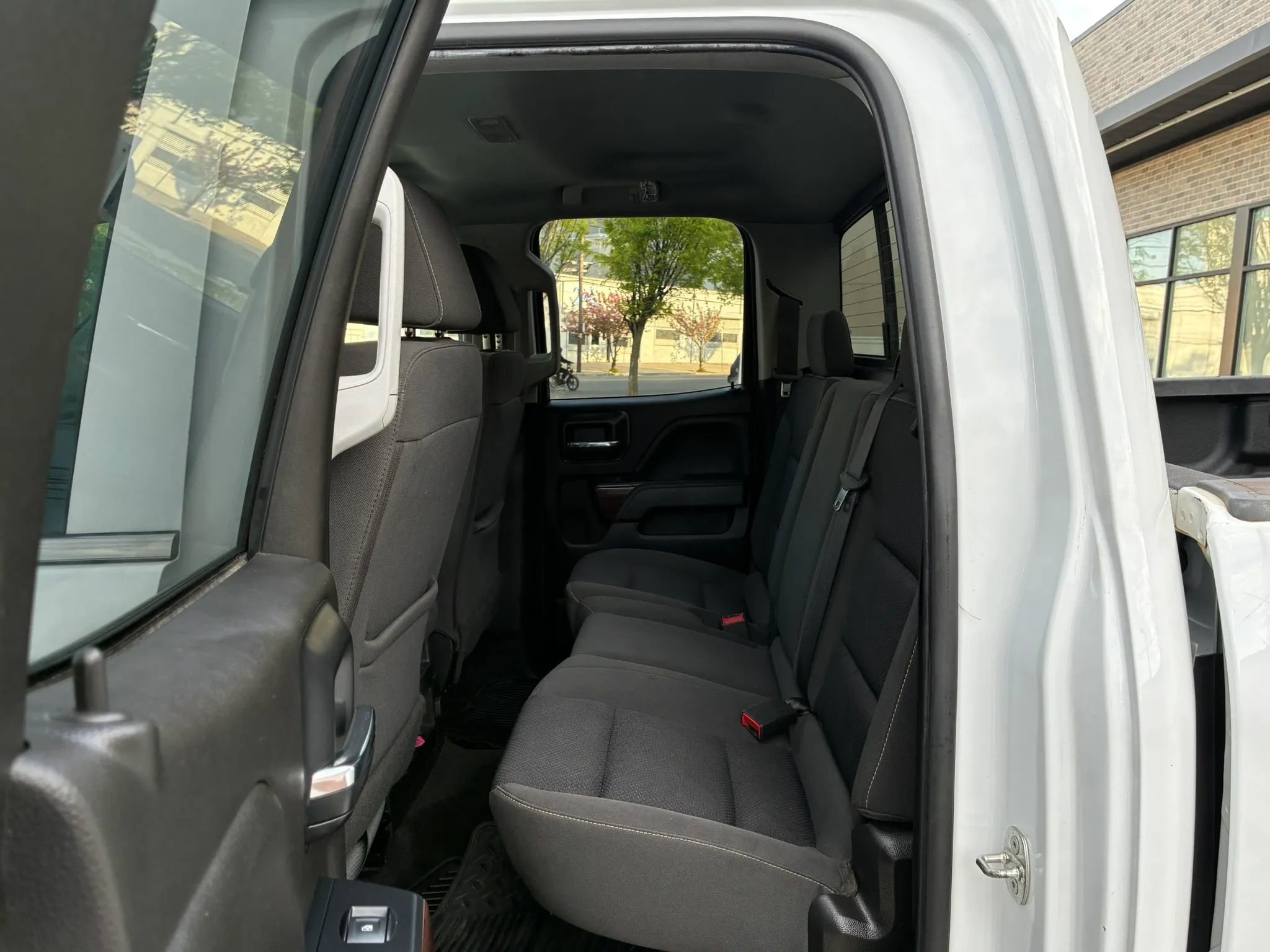 Used 2018 GMC Sierra 1500 SLE w/ SLE Value Package AWD/4WD image 13
