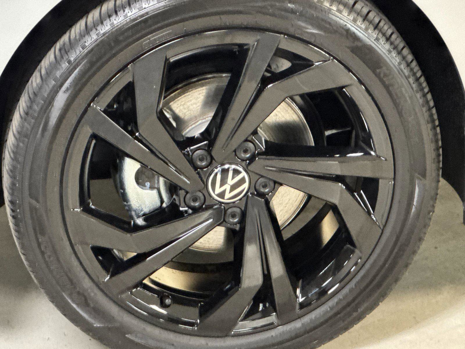 New 2026 Volkswagen Jetta SE image 23