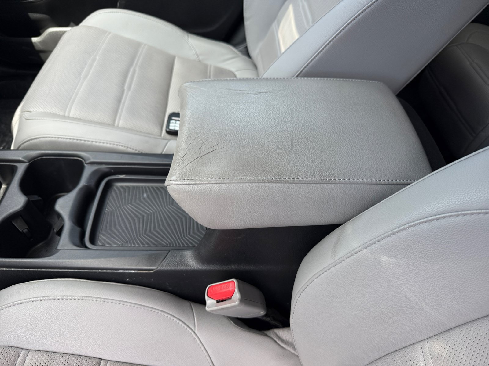 Used 2017 Honda CR-V Touring image 14