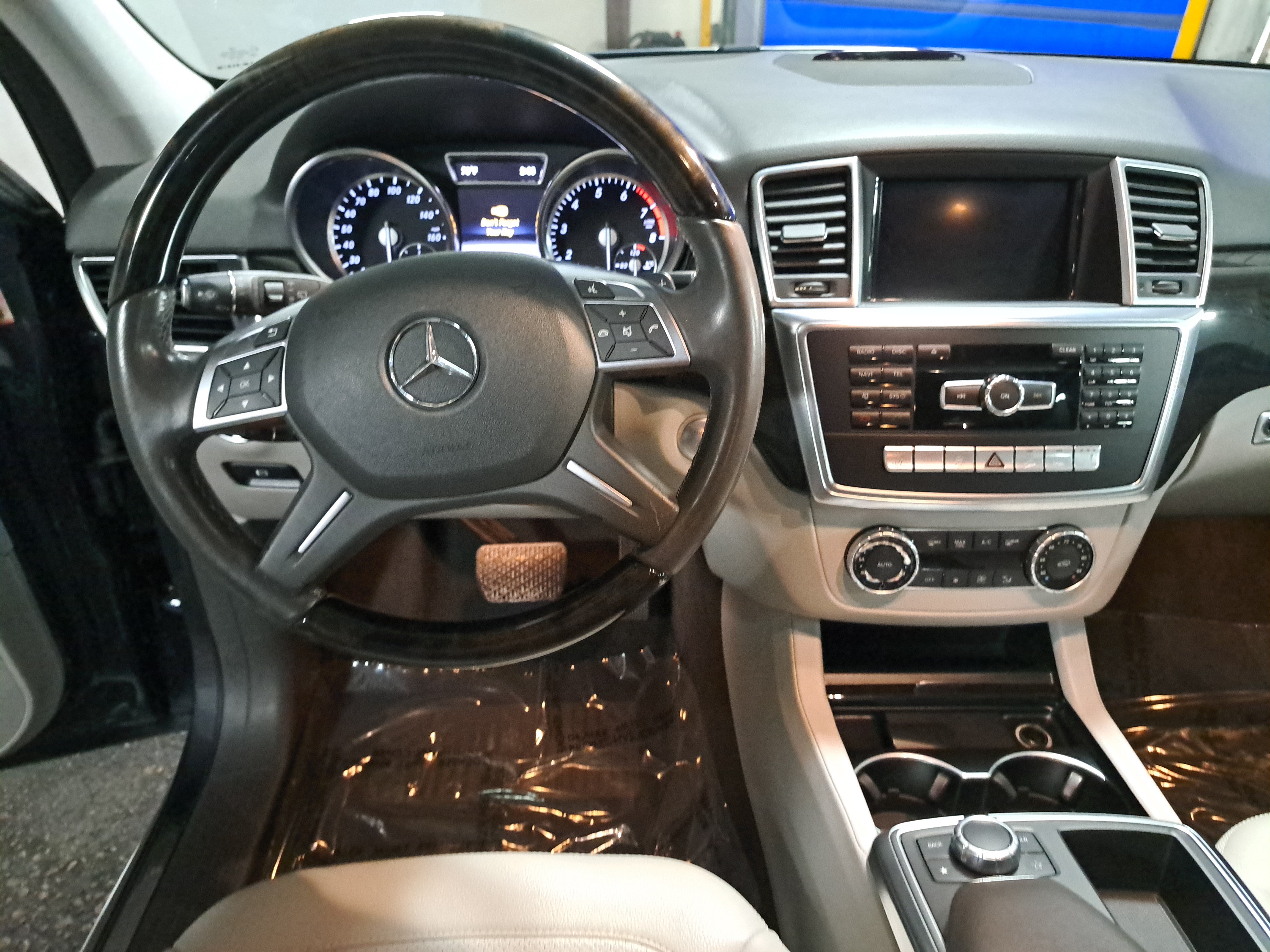 Used 2015 Mercedes-Benz ML 350 4MATIC image 16
