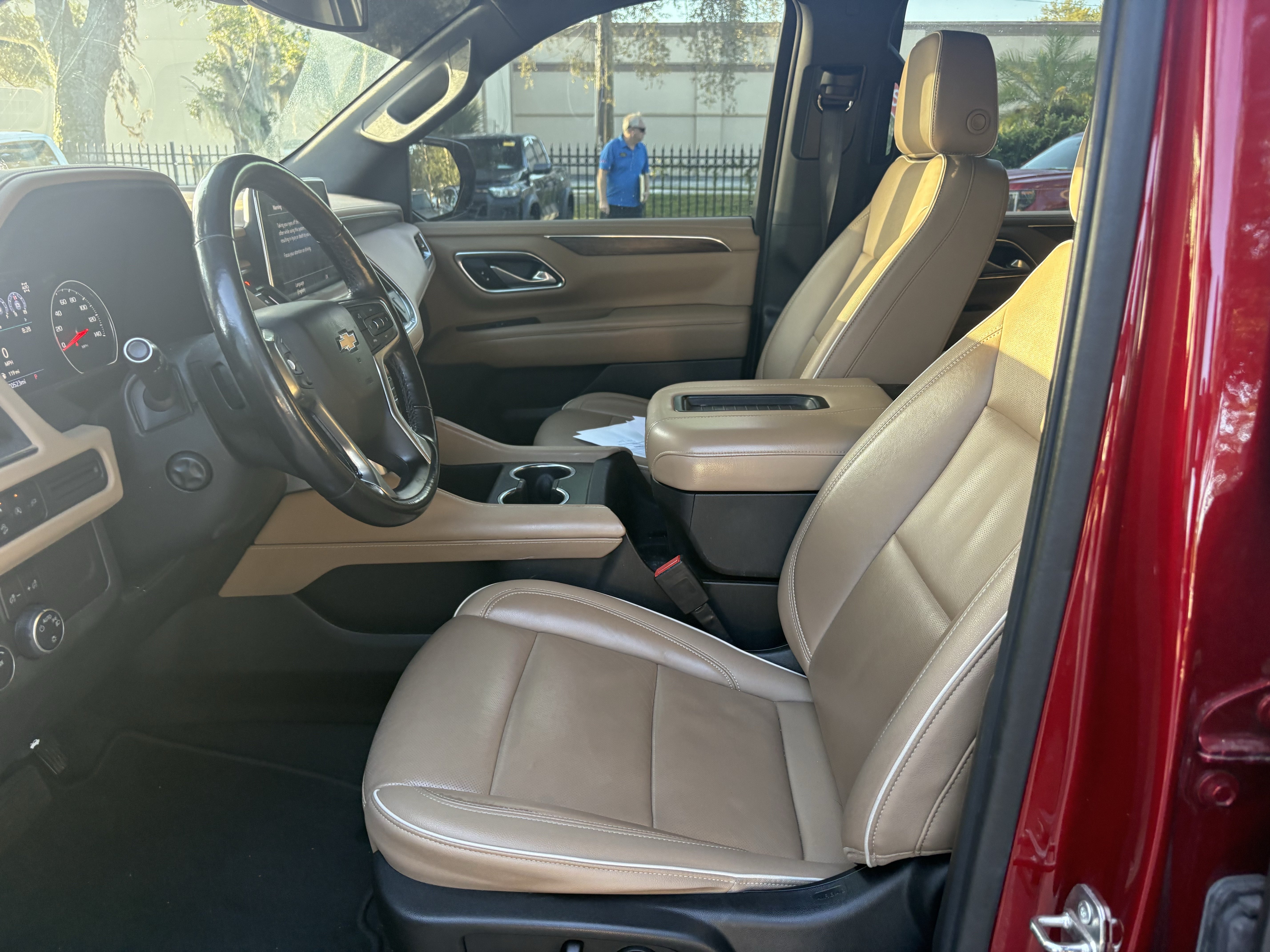 Used 2021 Chevrolet Tahoe Premier AWD/4WD image 10