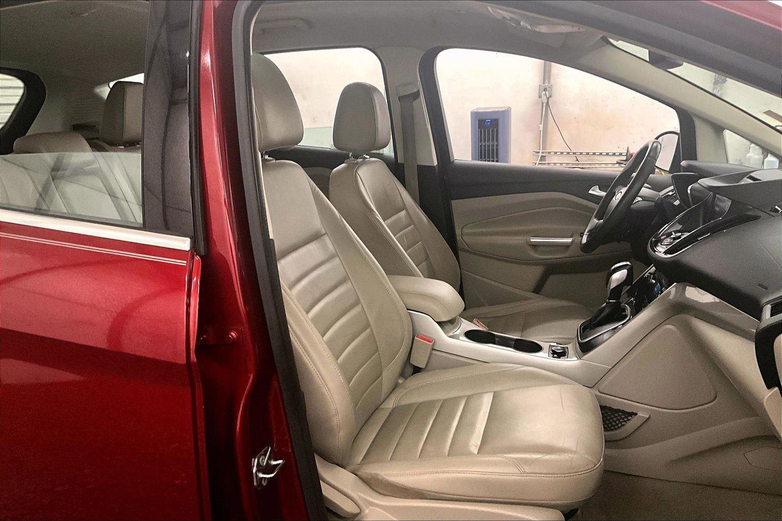 Used 2015 Ford C-MAX Energi SEL w/ Equipment Group 302A image 8