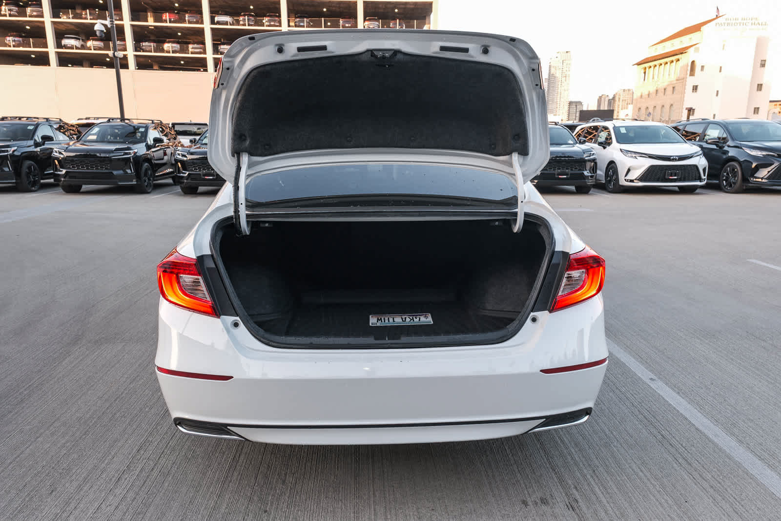 Used 2020 Honda Accord EX-L image 27