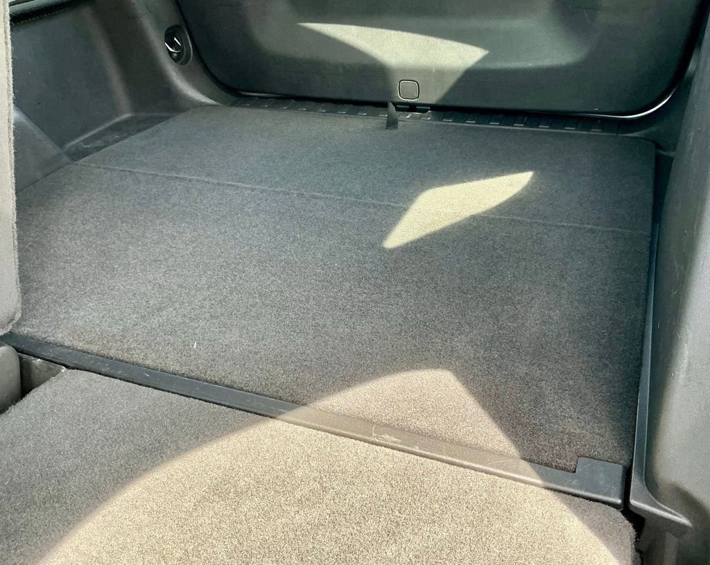 Used 2021 Chevrolet Equinox LT FWD image 28