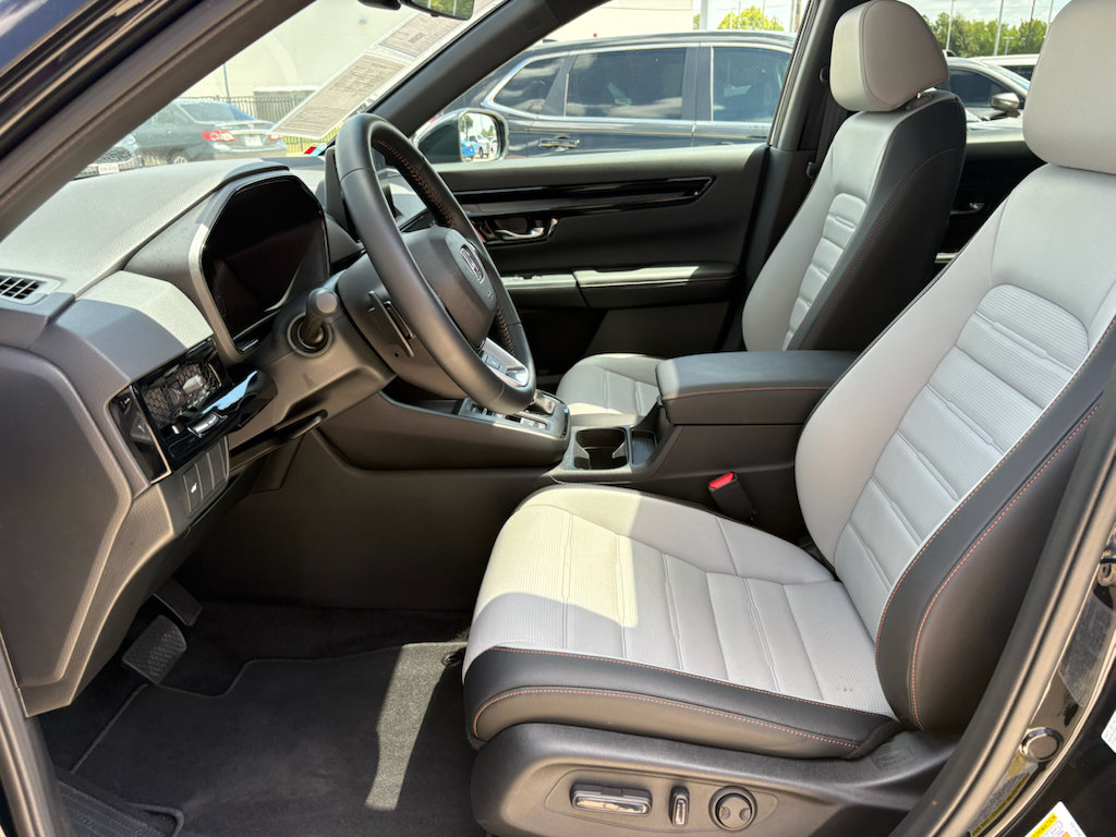 Certified 2026 Honda CR-V Sport Touring image 10