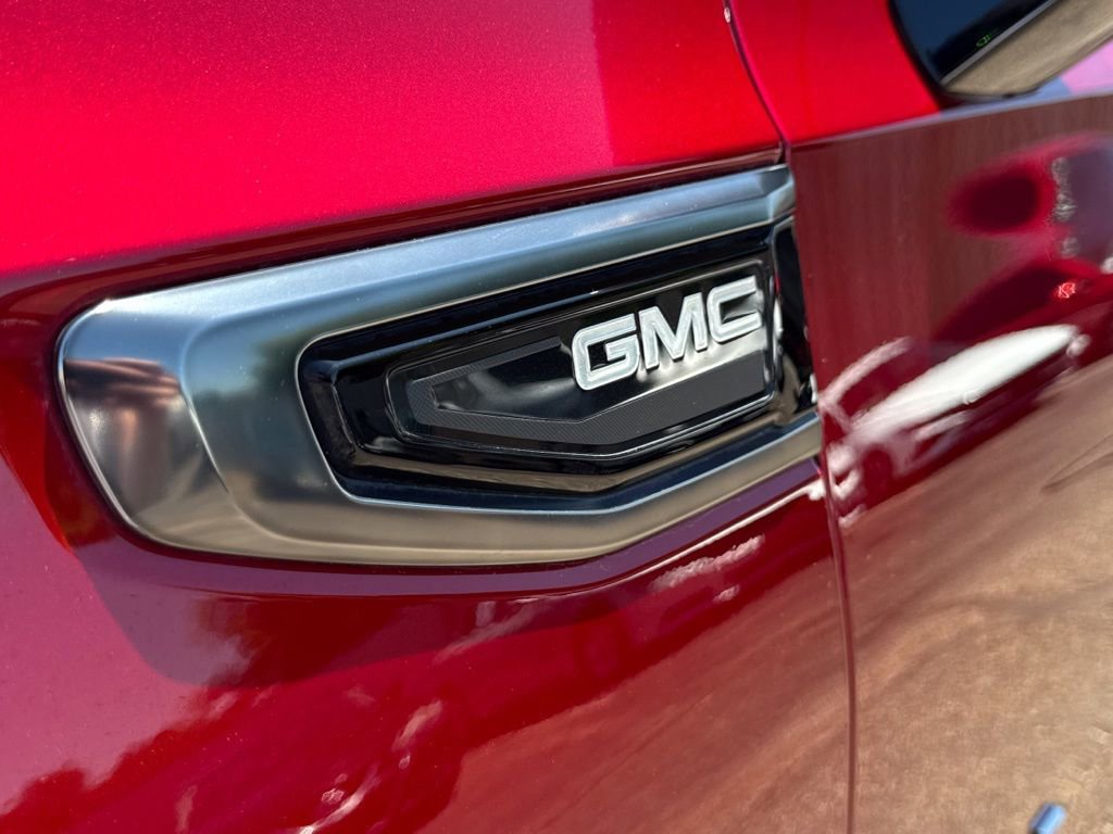 Used 2023 GMC Yukon AT4 w/ AT4 Premium Package AWD/4WD image 25