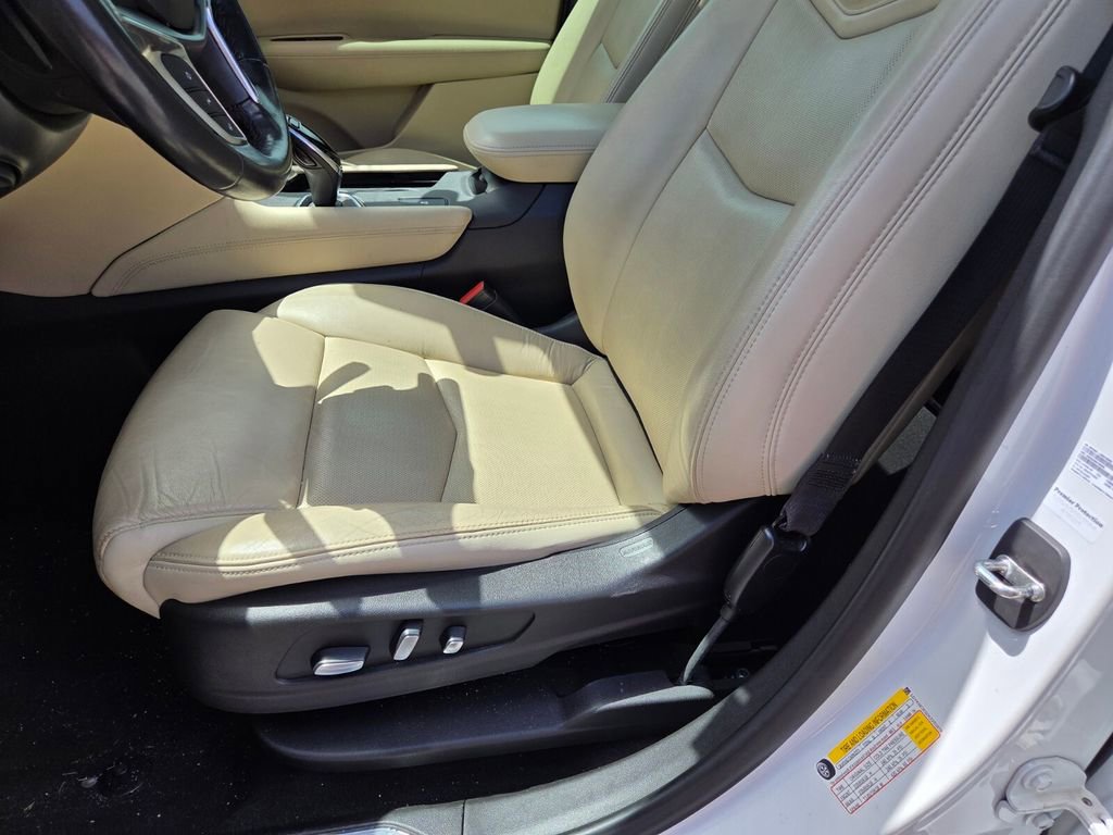 Used 2019 Cadillac XT5 Luxury FWD image 10