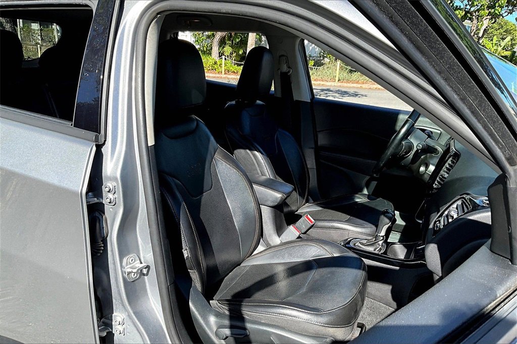 Used 2020 Jeep Compass Limited image 7