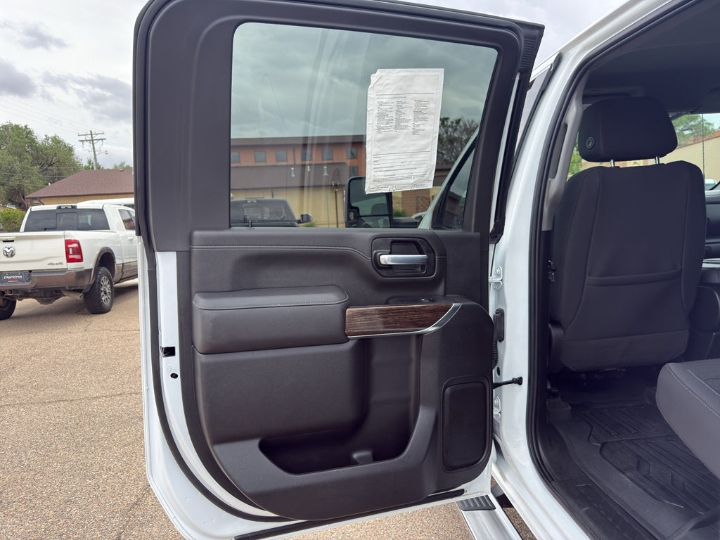 Used 2022 GMC Sierra 3500 SLE w/ SLE Value Package AWD/4WD image 12