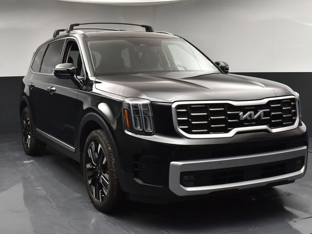 Used 2025 Kia Telluride SX w/ SX Captain's Chair Package image 2